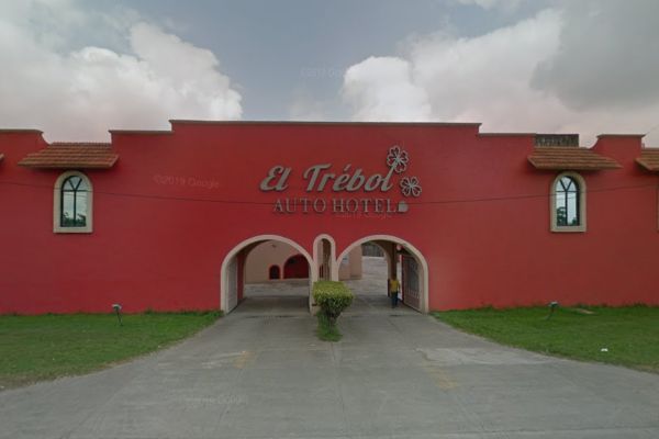 Auto Hotel El Trébol en Tuxpan