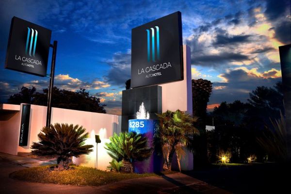 Auto Hotel La Cascada Uruapan Mich