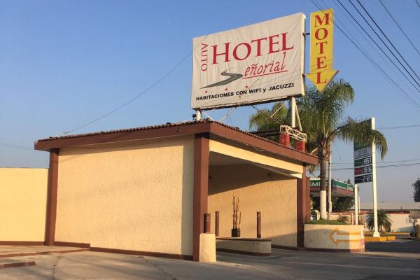 Auto Hotel Señorial en Celaya