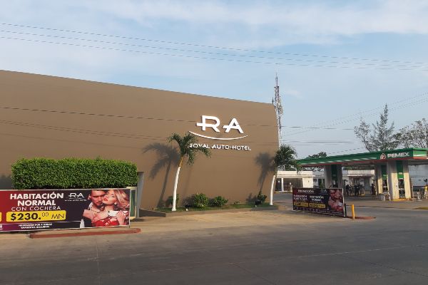 Royal Auto Hotel en Minatitlán