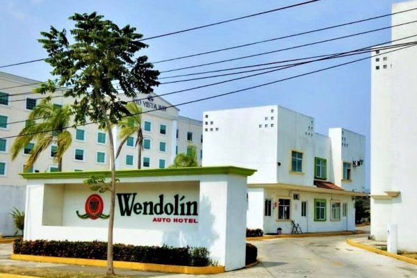 Wendolin Auto Hotel en Poza Rica