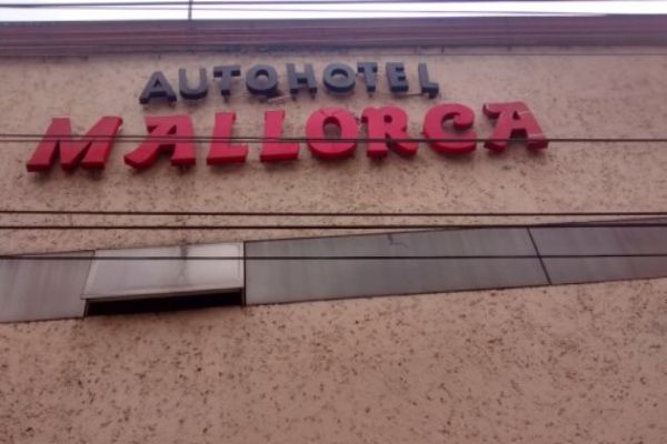 Auto Hotel Mallorca en Xalapa