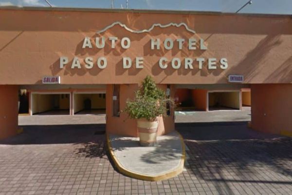 Auto Hotel Paso de Cortes en San Andrés Cholula