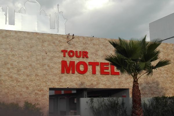 Motel Tour en Tlaquepaque