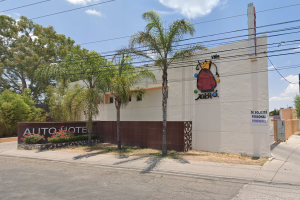 Auto Hotel Villa Miró en Aguascalientes