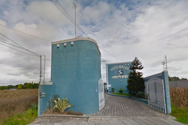 Auto Hotel Solitario Papalotla Tlax