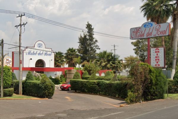 Motel del Real Zamora Mich